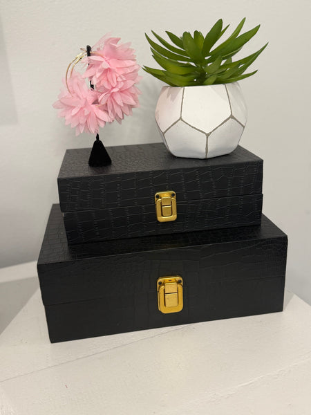 Petal Hoops (Light Pink)